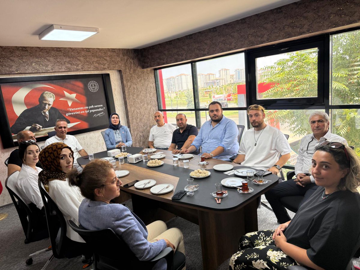 Maldia Ortak Akıl ve İrade Derneğine Zafer Partisi İl Yönetimi olarak ziyaret de bulunduk. Malatya'nın ekolojik ve sosyolojik sorunları konuşuldu. Çok olumlu bir görüşme oldu. Bu anlamda şahsım ve partim adına misafirperverliklerinden dolayı teşekkür ederim.