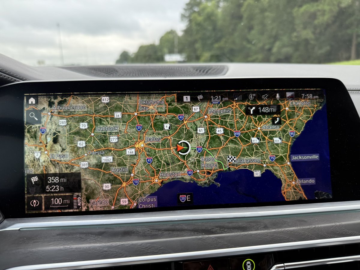 garydfaulkner's tweet image. Wheels up for the beach. But first we have to stop at Costco.