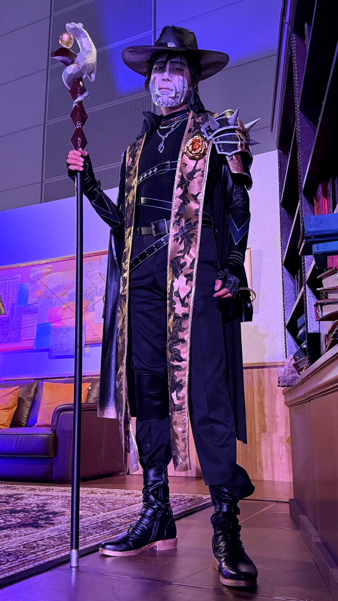 hide_OMEGA's tweet image. #第五人格DigDigSeven
隠者(金箔)初出しでした。

#コスプレ #OMEGAcos