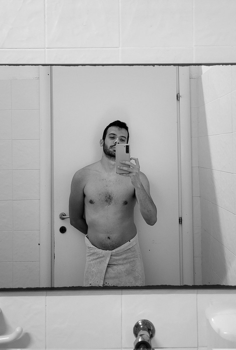 pietrosversion's tweet image. Shower with me