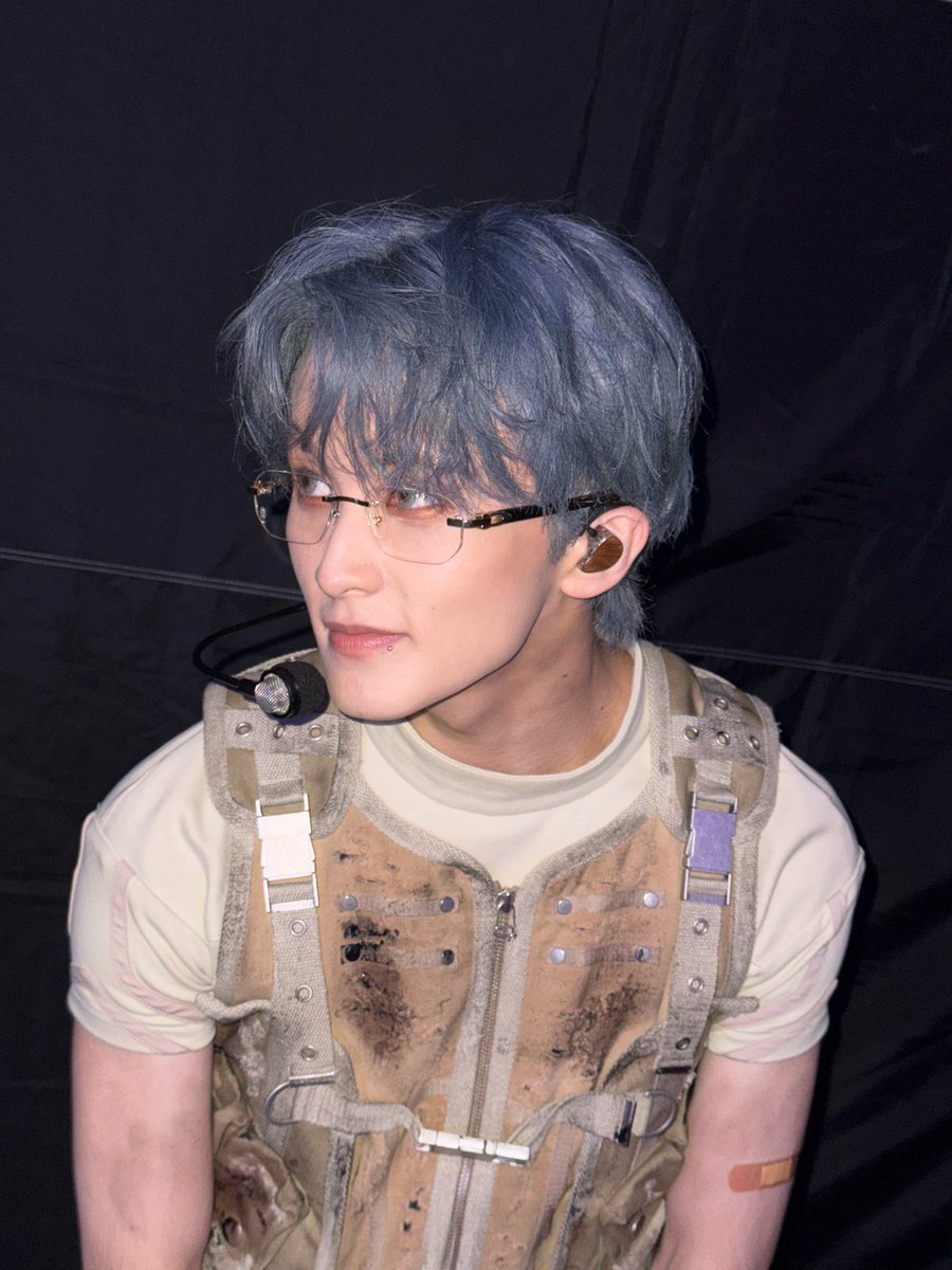 aemldl_8266's tweet image. 진심으로 미치겟어요