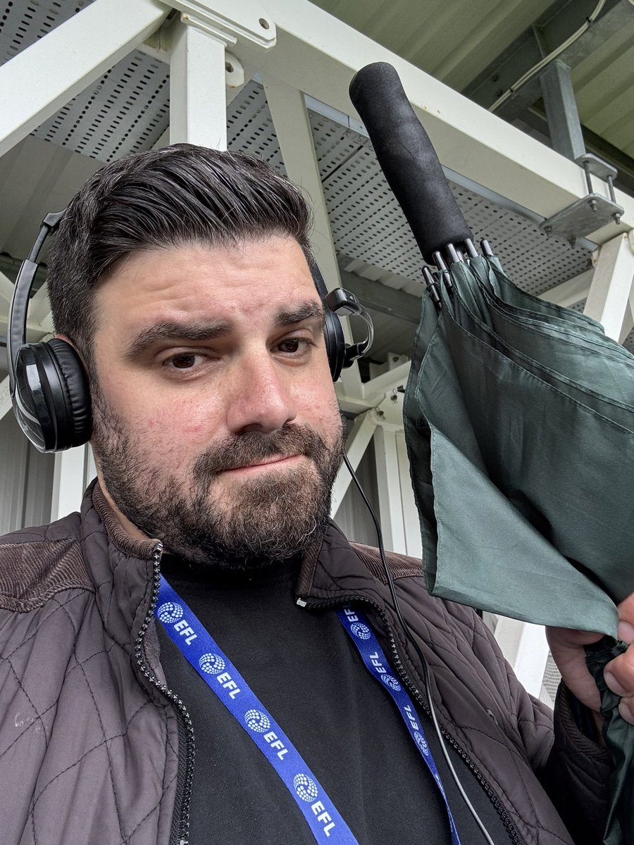 HarrySymeou's tweet image. It’s July, I’m at a pre-season friendly for @BBCLondonSport & I’m in a jacket with an umbrella for company. British summer eh!