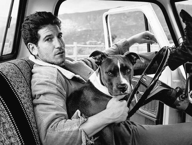 GuardF0rLife's tweet image. Someone wanted to go for a drive.
