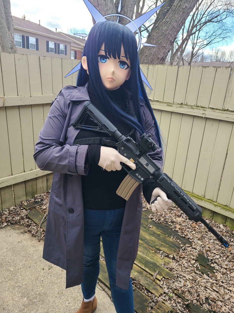 Completely forgetting to make a post saying I am alive, just have no motivation to kig. Waiting on something new and just trying to get out of a depressive rut. Enjoy old content. <3 
#BlueArchiveCosplay #kigurumi #ブルアカ #BlueArchive   
Mask-<a href="/goukaou/">Goukaou kigurumi studio</a> 
Photos: <a href="/Grape_Sempai/">🍇Yuna "Grapes" Rikuga🍇</a>