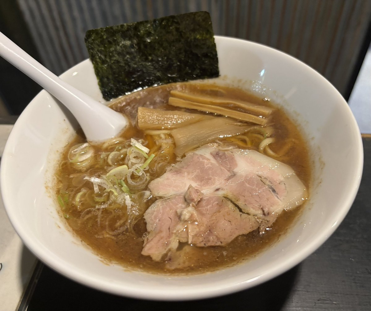 変なおじさん (@henna_ojisan_76) on Twitter photo 栄龍軒yatai style
<a href="/eiryuuken/">栄龍軒/栄龍軒YATAI STYLE</a>
担々麺 赤
チャーシューTP
ハイネケン
醤油らーめん✖️3
越谷の花火大会帰りに家族で🍜
テラスで美味しくいただきました😀
ご馳走様でした🙏 栄龍軒yatai style
<a href="/eiryuuken/">栄龍軒/栄龍軒YATAI STYLE</a>
担々麺 赤
チャーシューTP
ハイネケン
醤油らーめん✖️3
越谷の花火大会帰りに家族で🍜
テラスで美味しくいただきました😀
ご馳走様でした🙏