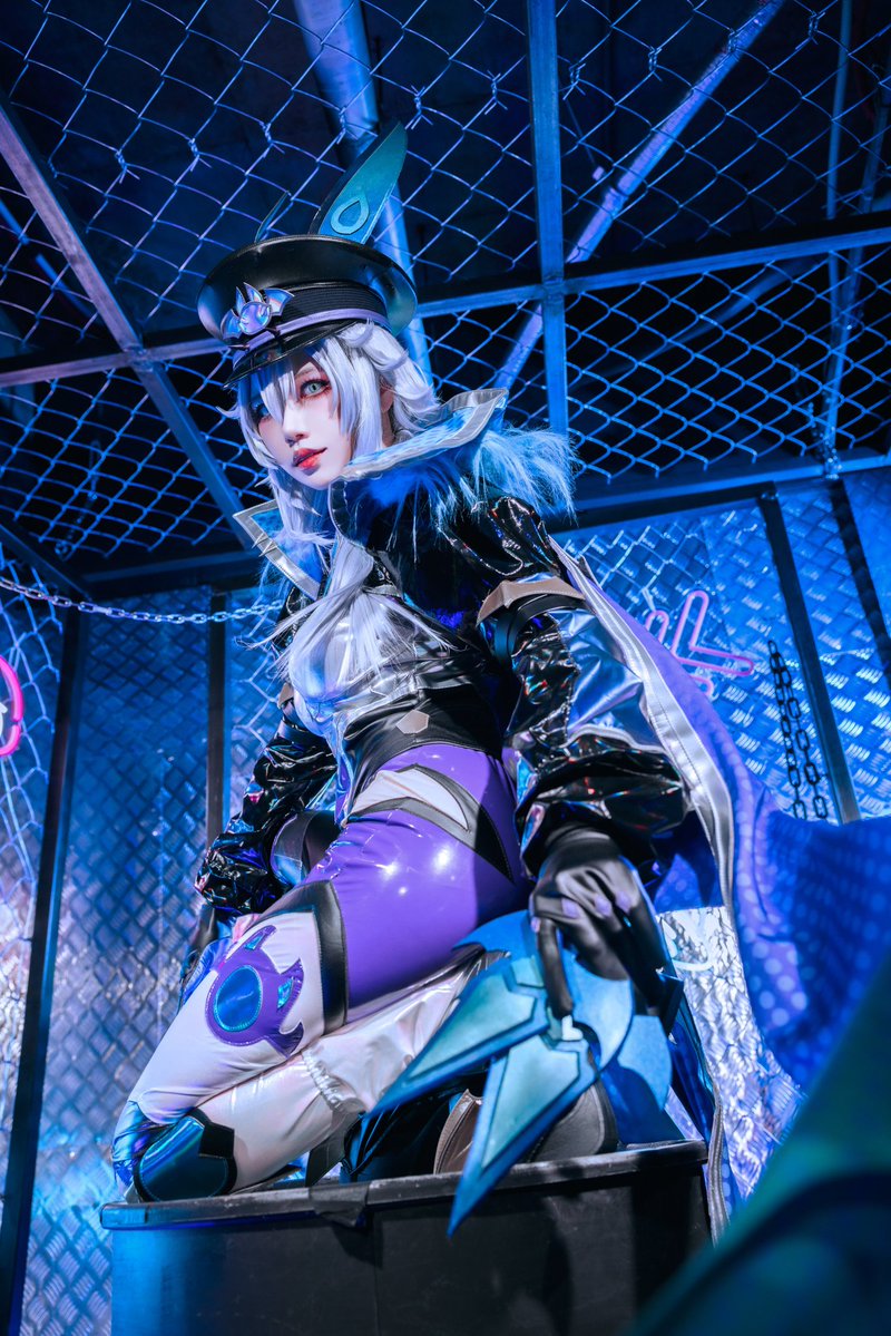 kth6076's tweet image. #LeagueofLegends
#LOL
#Yone @NoStylishThor
#Xayah @Han_De_59
시그니처 포즈, 앵글?
