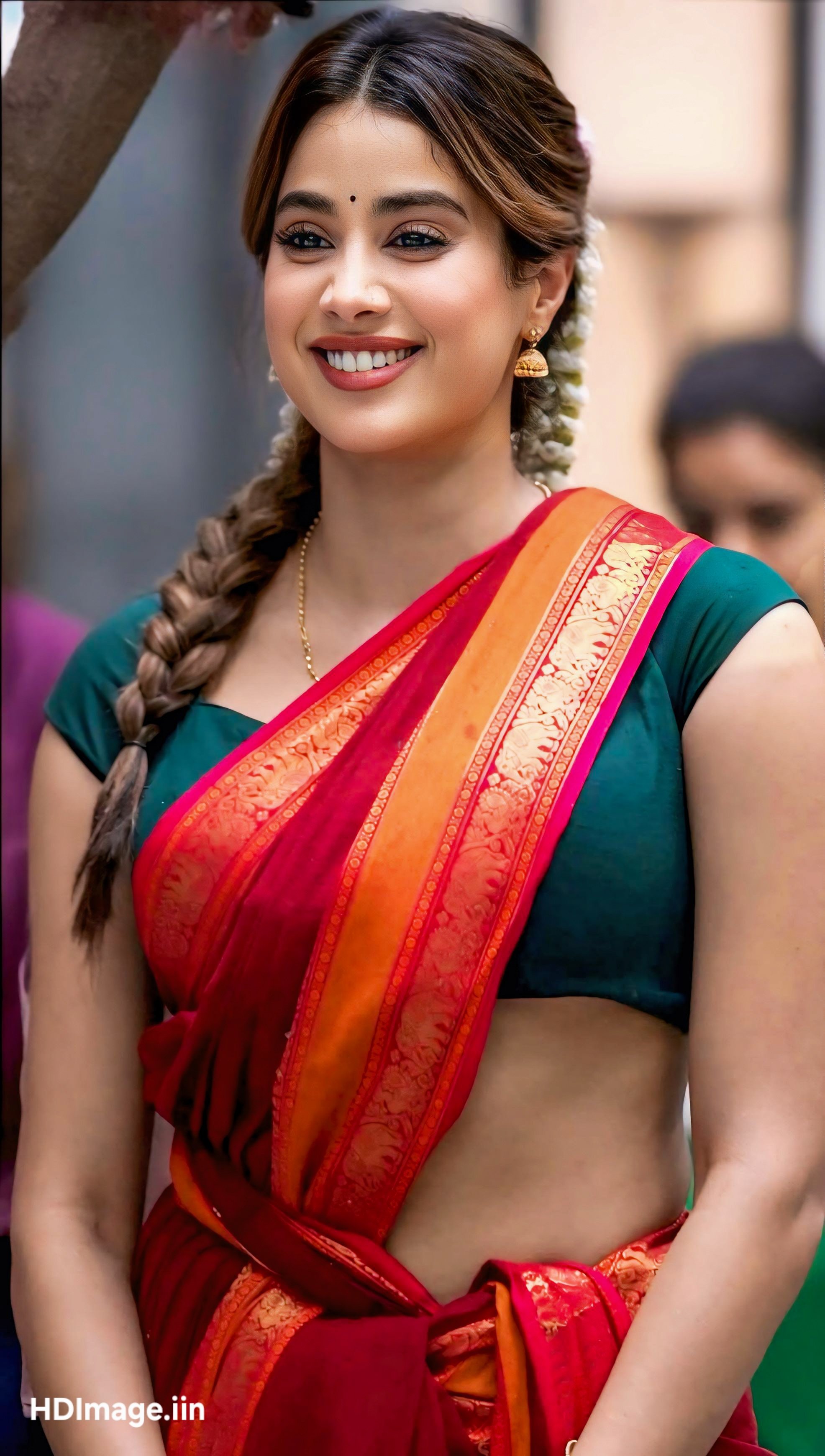 Janhvi Kapoor Hot Actress | iiQ8 Hot Heroine Jhanvi