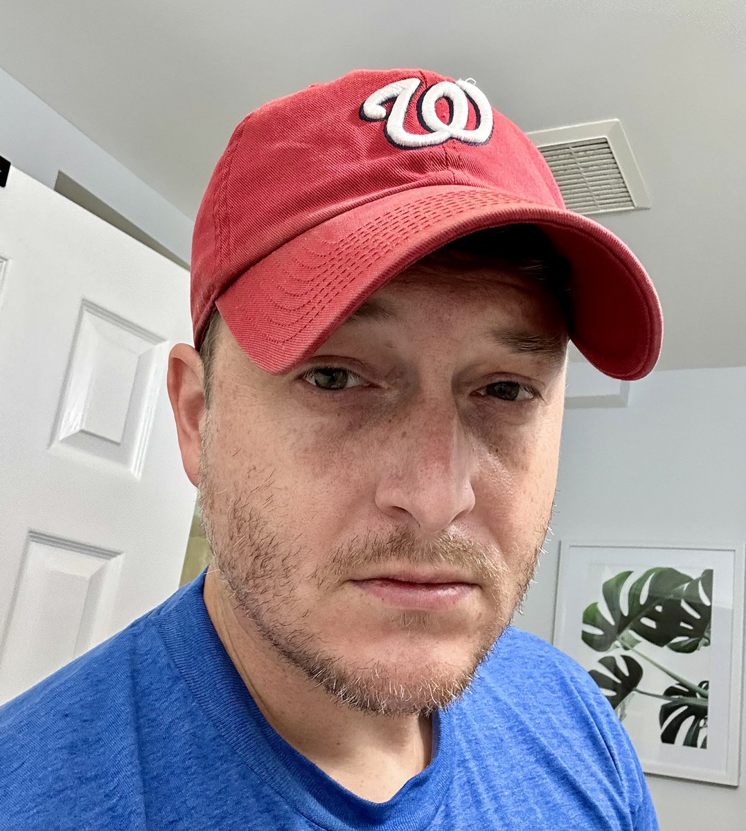 tylerlang44's tweet image. This would be my pfp if I was bald.