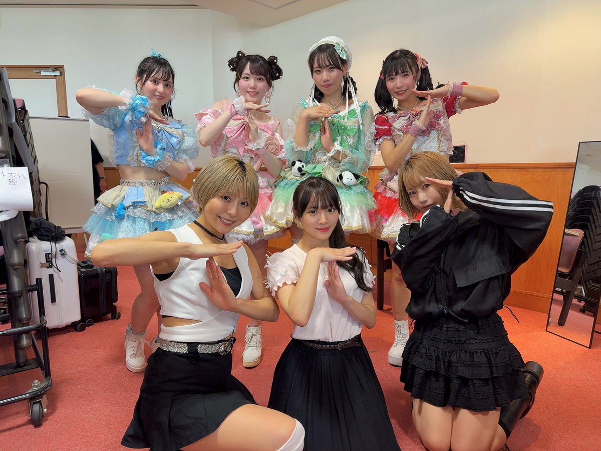 kumahousecom's tweet image. 【再掲】
あはっ😅 情報解禁前のポスターを貼ってしまいましたので消し😂🙈
本日は外が大変にお暑い中😵💦☀️
多摩センターガールズストリートライブ in ココリアホールにお越しいただいたお客様 出演いただいた皆様 本当にありがとうございました🙇♂️
また よろしくお願いします🥺🤲