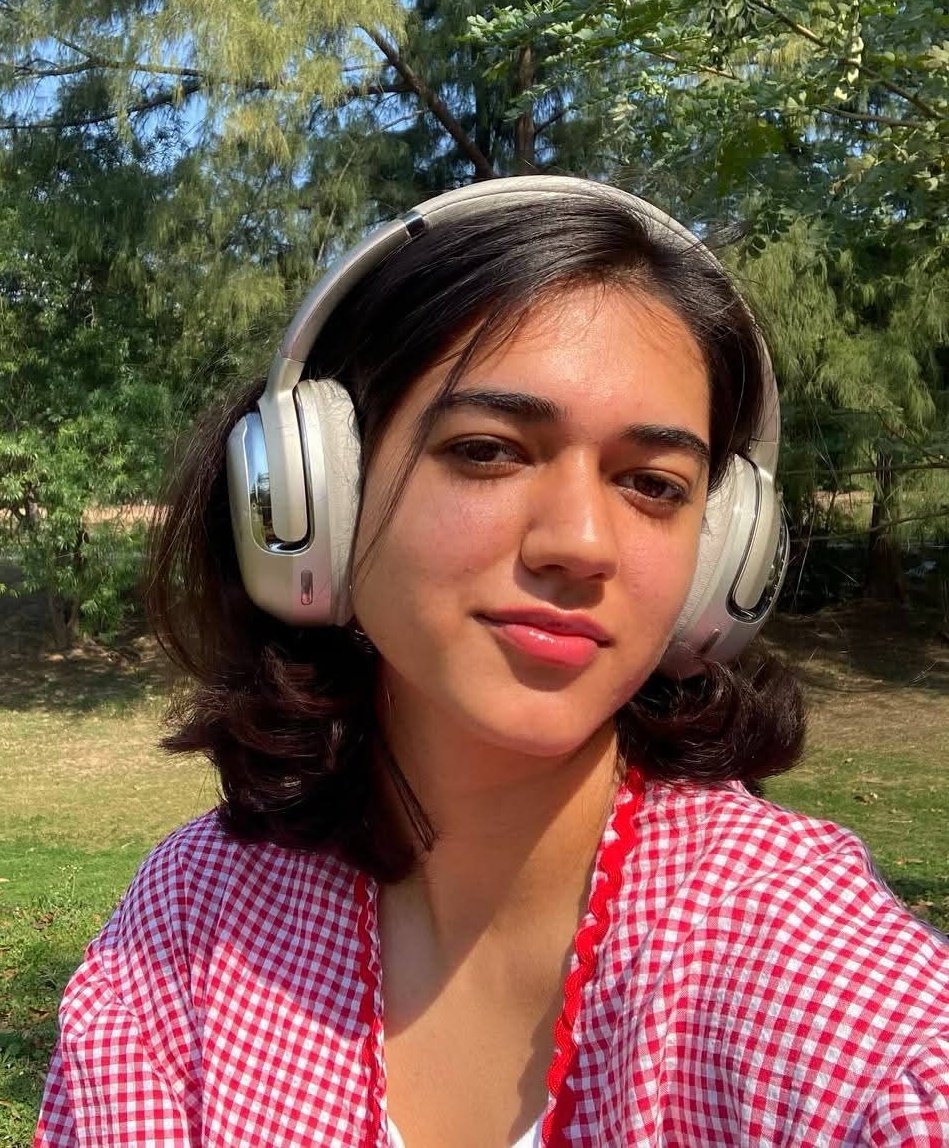 SoumyaAvasthi's tweet image. 🌄🎧