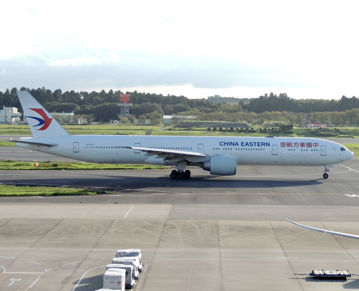 SS_Plane_Car's tweet image. #同じ場所で何枚撮んねん選手権