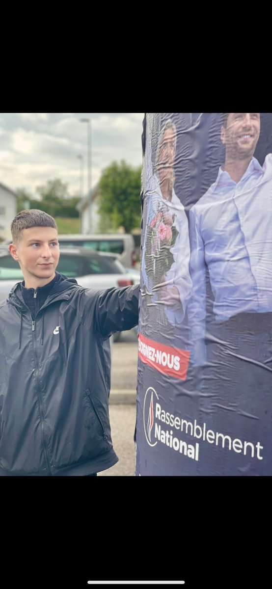 rnj_54's tweet image. Samedi dernier, le #rnj #meurtheetmoseĺle était mobilisé pour une action de collage. Du Nord-Toulois à la banlieue de #nancy en passant par #pontàmousson , nous sommes venus rappeler que le #rassemblementnational n’a jamais été aussi proche de la #victoire !