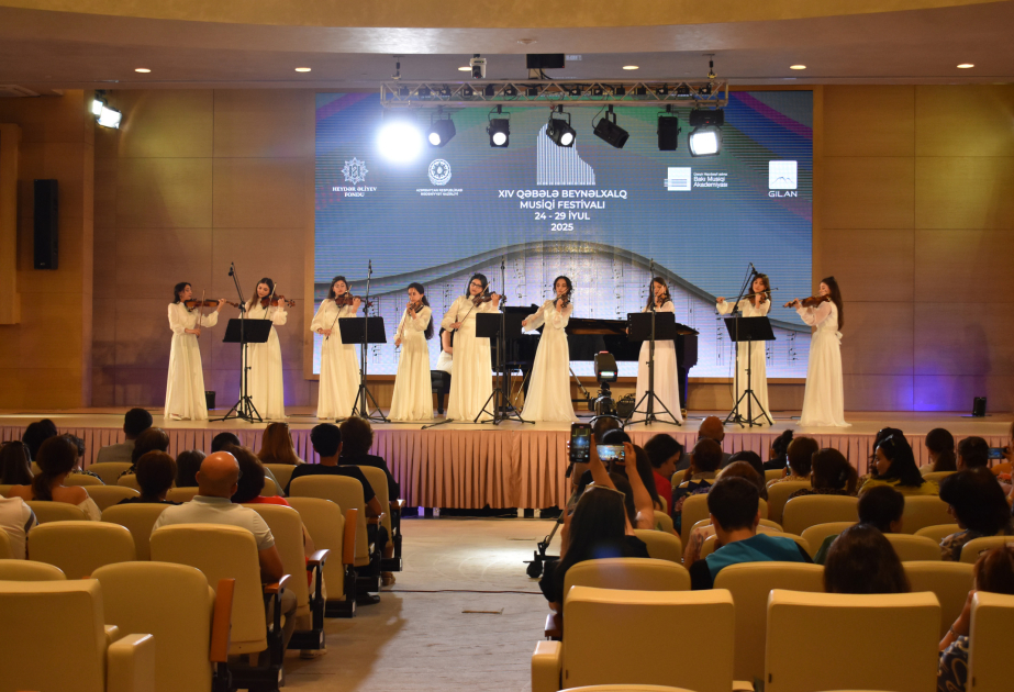 Concierto del conjunto de violines “Detache-Sabah” en el festival de Gabala despertó gran interés azertag.az/es/xeber/conci…