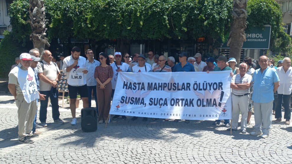 anfturkce1's tweet image. İstanbul, İzmir ve Ankara'daki eylemlerde, ağır hasta tutsaklar Murat Çalık, Sabahat Çetinkaya ve Mehmet Edip Taşar'ın serbest bırakılması istendi.
anf-news.com/guncel/hasta-t…