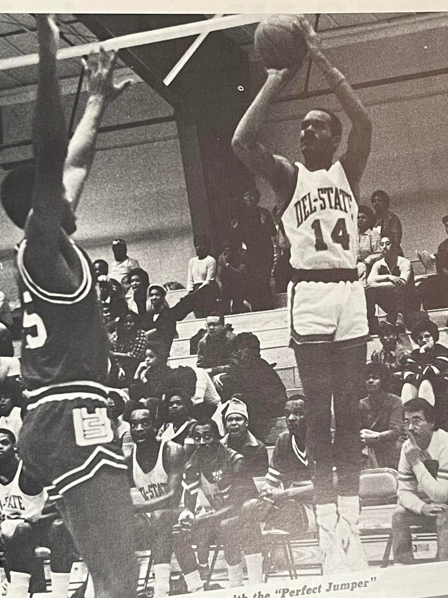 ApostleFrank's tweet image. (((SCREAMING HAPPY BIRTHDAY!!!))) - To two of DSC/DSU&apos;s &quot;O.G.&apos;s!!!&quot; 

Happy Birthday to my dear and treasured friends Matthew Wayne Horace (#71) &amp;amp; Danny Sapp (#14)! Two of the highest caliber and quality persons that you&apos;ll ever know or have an opportunity to meet. @DSUHornets