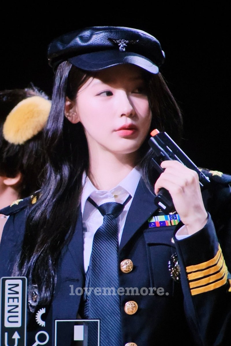 yejjo_'s tweet image. 토끼경관님한테딱지끊기고싶어서 경찰서앞에불법주차할거임