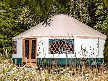 doughboywrites's tweet image. My yurt is a third place for prose to congregate. My yurt is solving the male loneliness epidemic, saving democracy, and breathing life into literature’s corpse