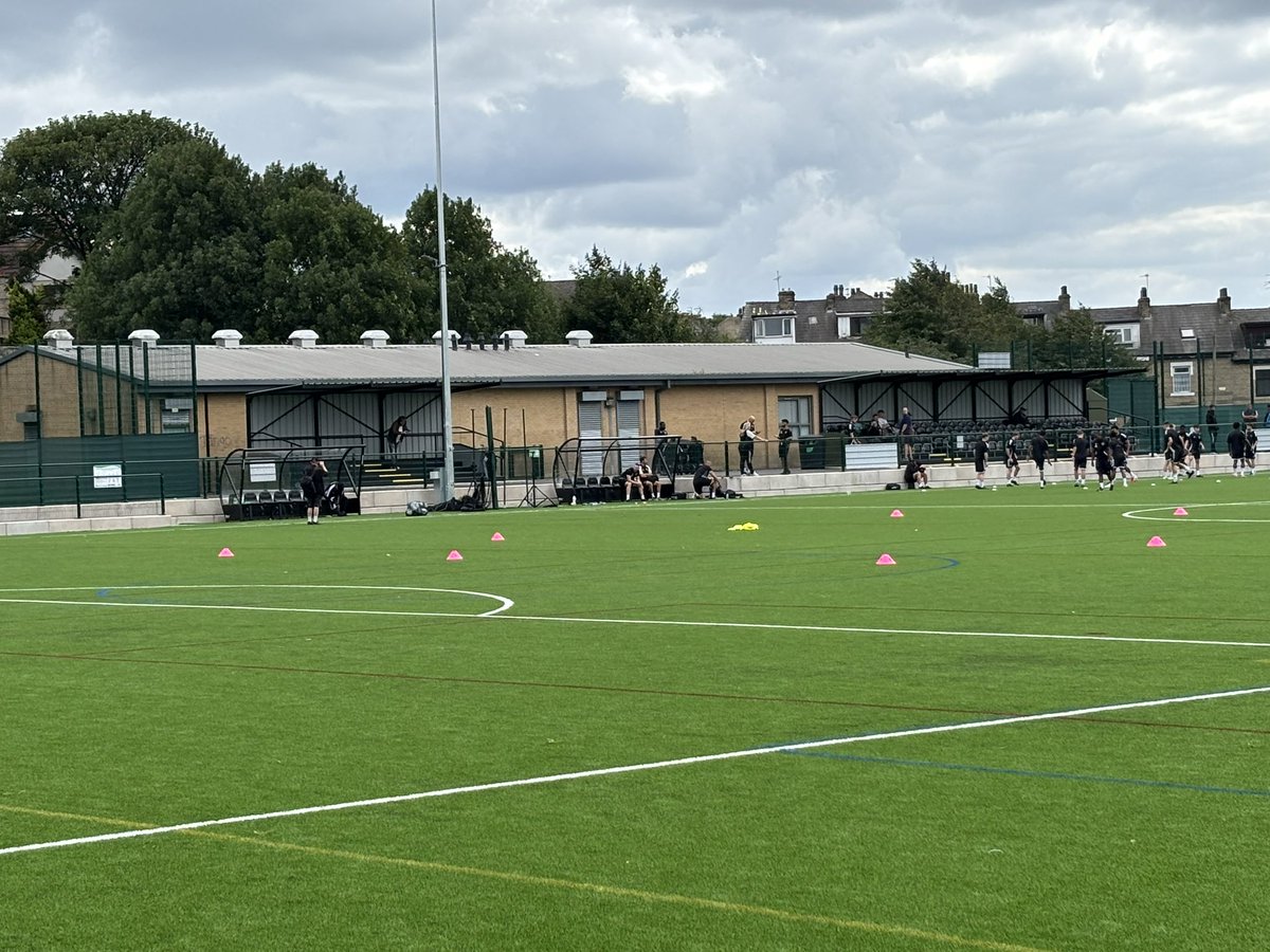 mattjones1973's tweet image. Arrived at @R1_Rovers v @LeedsUFCA , both teams playing their first matches in the @NCEL