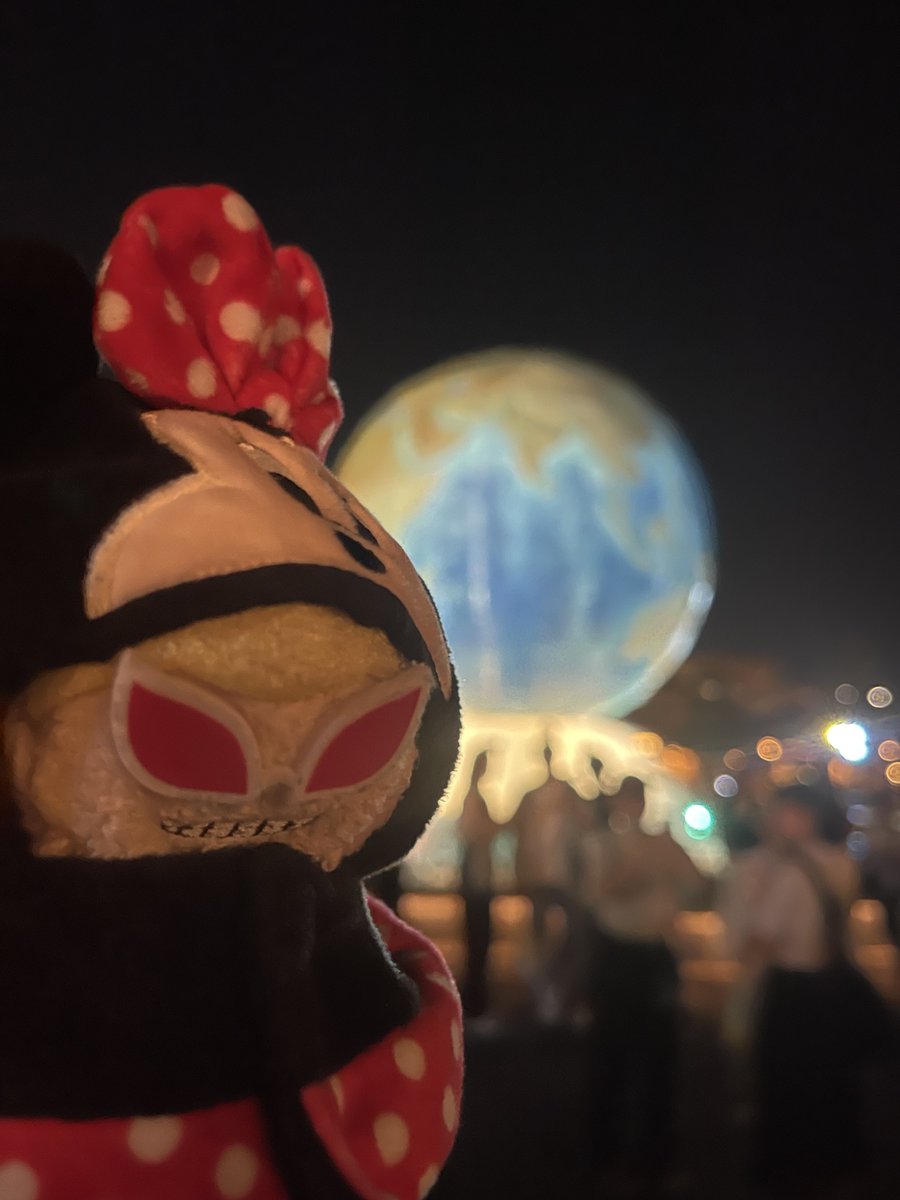 sabure56's tweet image. 満喫した〜！！！隅田川の🎆の日は空いてるという噂は割と本当だった。人気アトラクションは混んでたけどそれ以外は待ち時間も短いしレストランも空いてるし夏休みの土曜とは思えない快適さ✌️ただ暑さはどうしようもならん🥵