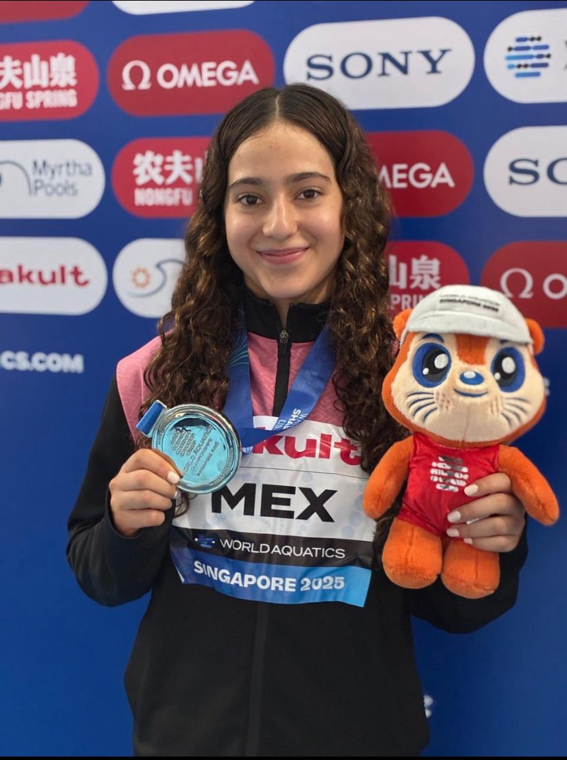 quiquegaray's tweet image. ¡Buenos días México!
🇲🇽 🇲🇽🇲🇽🇲🇽🇲🇽🇲🇽🇲🇽
¡Felicidades México!
¡Medalla de plata en el Mundial de Natación!
Equipo Mixto Clavados 10 y 3 mts
Con Alejandra Estudillo, Zyanya Parra, Osmar Olvera y Randall Willars
Atletas mexicanos de clase mundial que enorgullecen al país