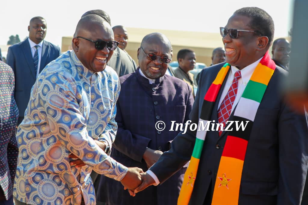HonJMuswereJnr's tweet image. H.E President Emmerson D Mnangagwa has left for South Africa to attend the 2025 Liberation Movements Summit. The Summit is being held under the theme “Defending the Liberation Gains, Advancing Integrated Socio-Economic Development, Strengthening Solidarity for a Better Africa.”