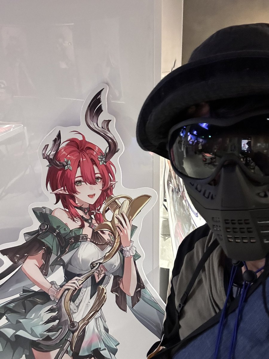 codereidn's tweet image. #自我からコスプレイヤーへ

うちはコスプレしてる訳でもないのに､なぜ俺はこうなる……
まぁ自我とオリジナルという事で。
キャプテン・アメリカの盾は､借りて撮影しただけ。