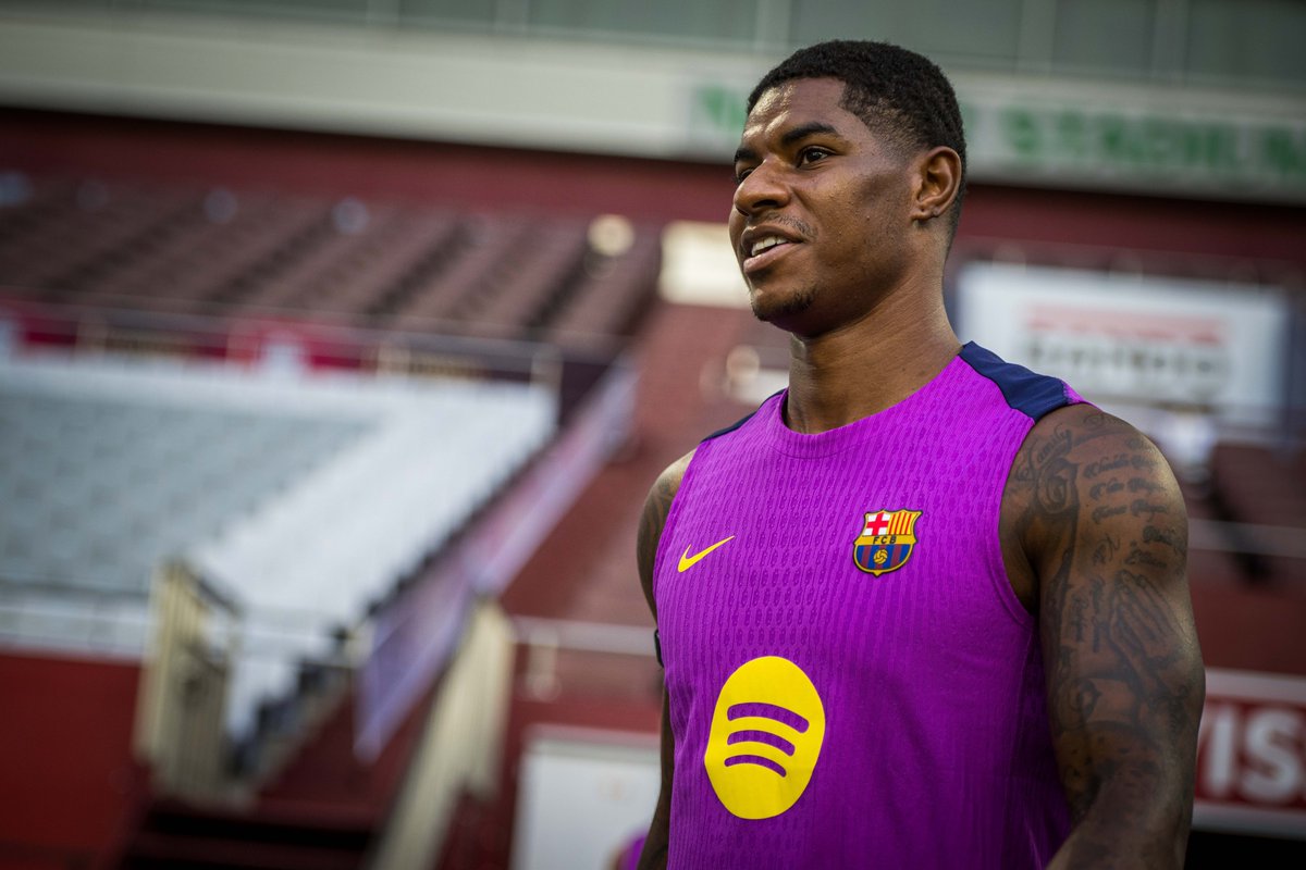 راشفورد خلال تمرين برشلونة (إكس)