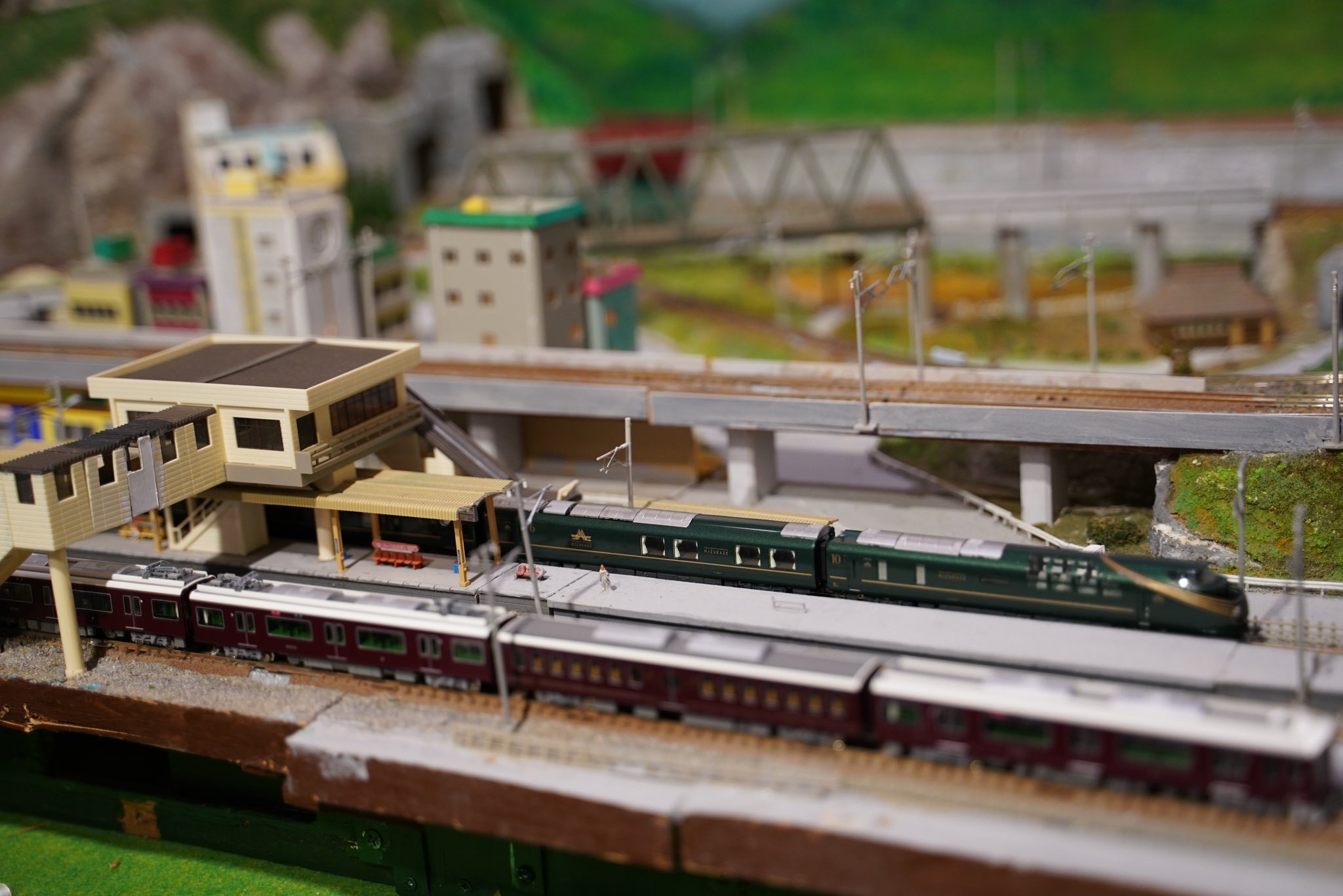 No.43鉄道Nゲージジオラマ汽車.バス.電車全て付き 特急はまかぜ号tottori行き on X: 