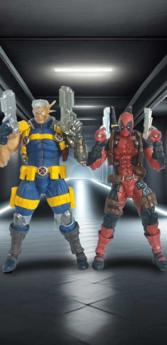 ametoyman's tweet image. #夜のフィギュア撮影会
テーマ『フリー』

未来戦士と饒舌な傭兵

#デッドプール　#ケーブル
#オモ写 #toyphotography