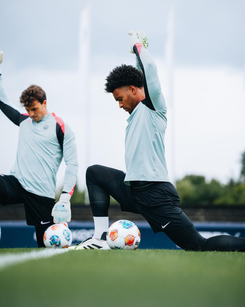 ToulouseFC's tweet image. ⌛️ Coup d&apos;envoi imminent !

Suivez ce #RBLTFC en direct vidéo 🎥⤵️
toulousefc.com/play/blog/2025…

#PrépaTFC