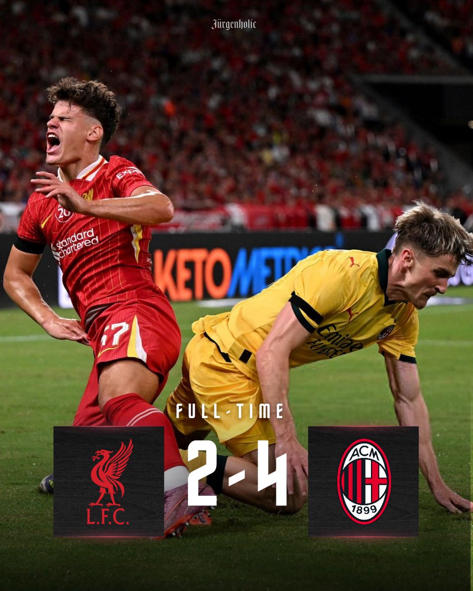 thejurgenholic's tweet image. FULL TIME: #PraMusim
Liverpool 2-4 AC Milan

⚽ 26&apos; Szoboszlai 
⚽ 90+3&apos; Gakpo
—
⚽ 10&apos; Leao
⚽ 52&apos; Loftus-Cheek
⚽ 59&apos;, 90+4&apos; Okafor

Liverpool kalah di pra musim...