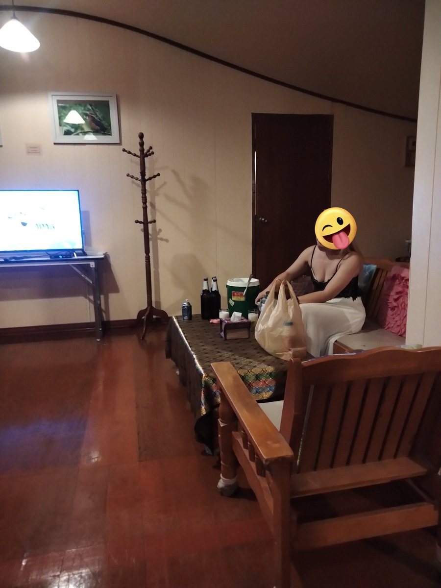 คู่ มีใจก็ตามมาครับ คุ้งน้ำรีสอร์ท
ดื่มชิวๆกันครับ🌝🌝