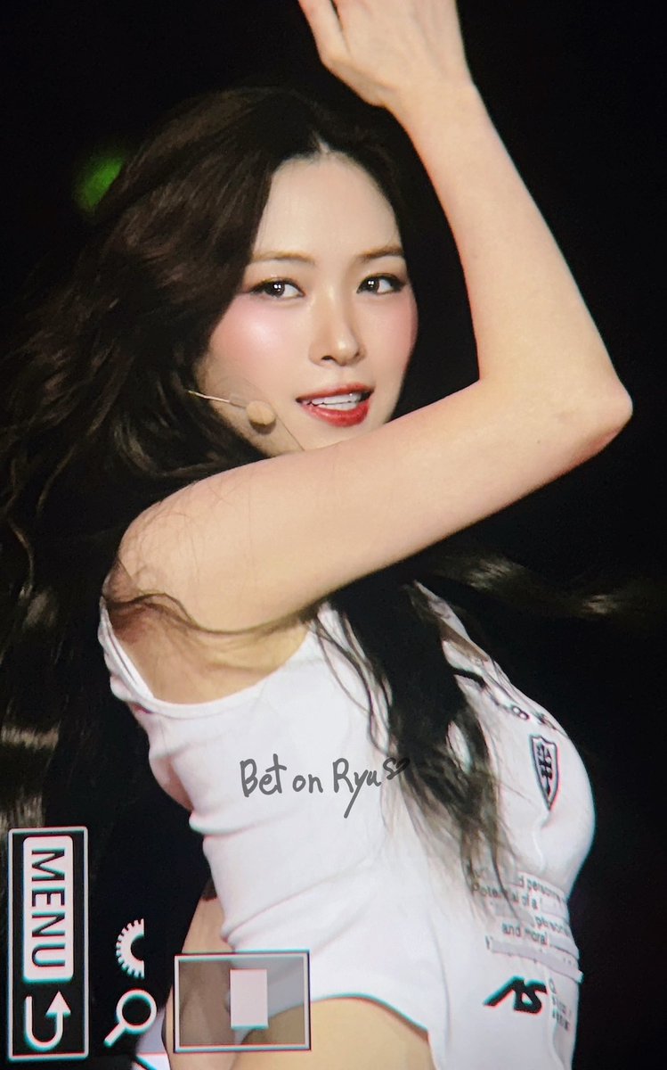 betonryu_srj's tweet image. 250726 가요대전 

#ITZY #있지 #RYUJIN #류진
@ITZYofficial