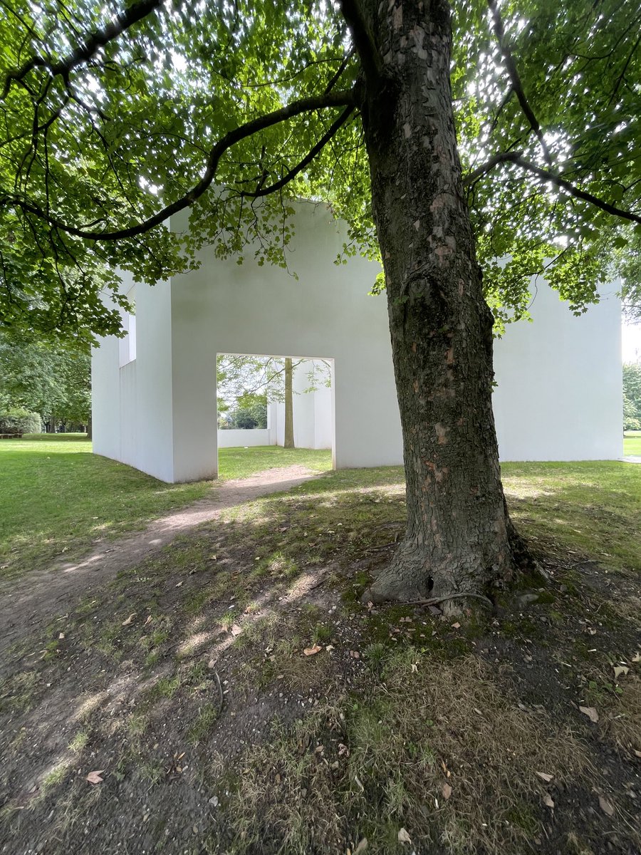 Silabrei's tweet image. Skulpturenpark Köln 2