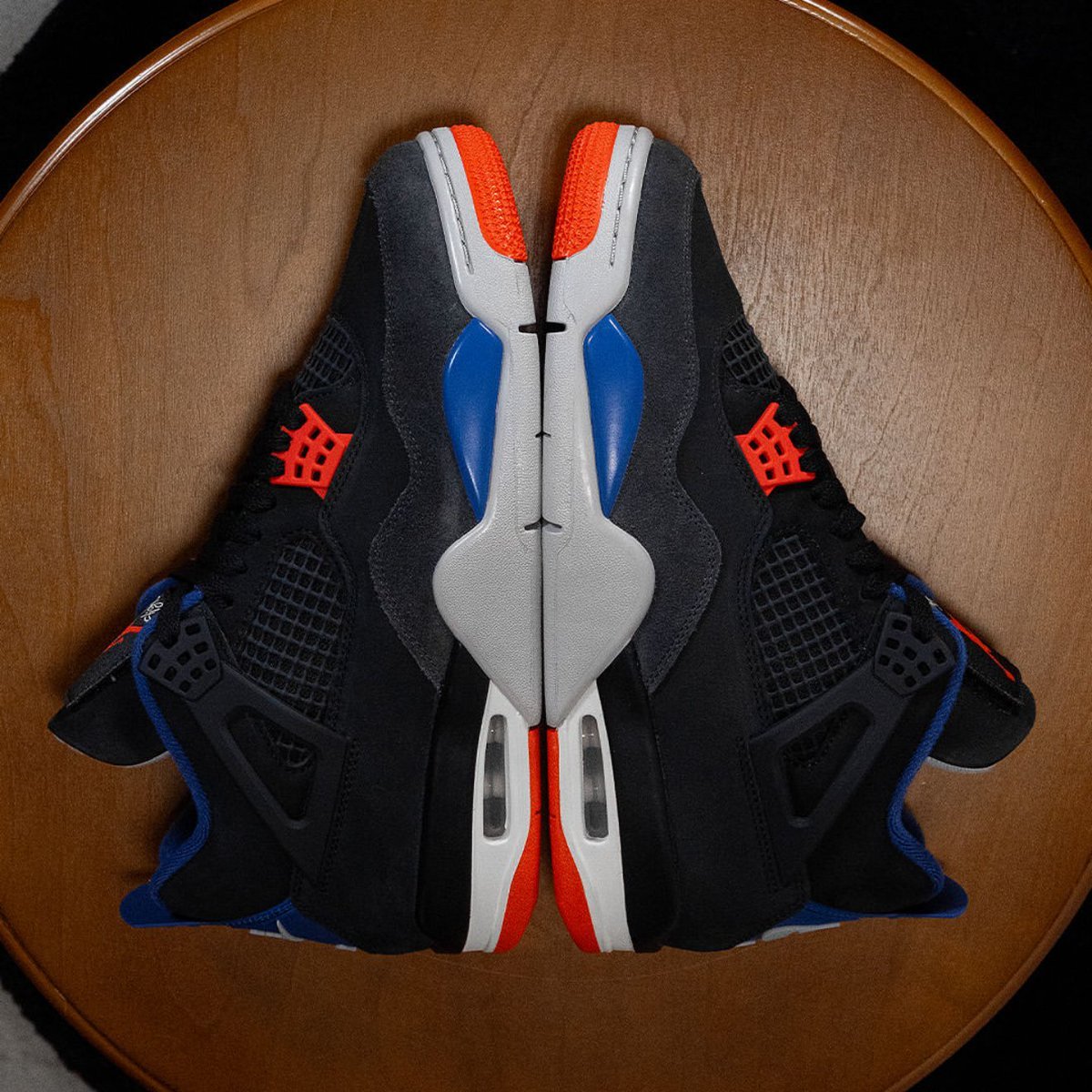 sneakersteal's tweet image. iAi7am PST / 10am EST Release⏰ via CHAMPS
Air Jordan 4 Retro 'Rare Air'
Men bit.ly/4kX4B2k
GS bit.ly/45tIJGr
PS bit.ly/45is5dL
TD bit.ly/44RavgM
