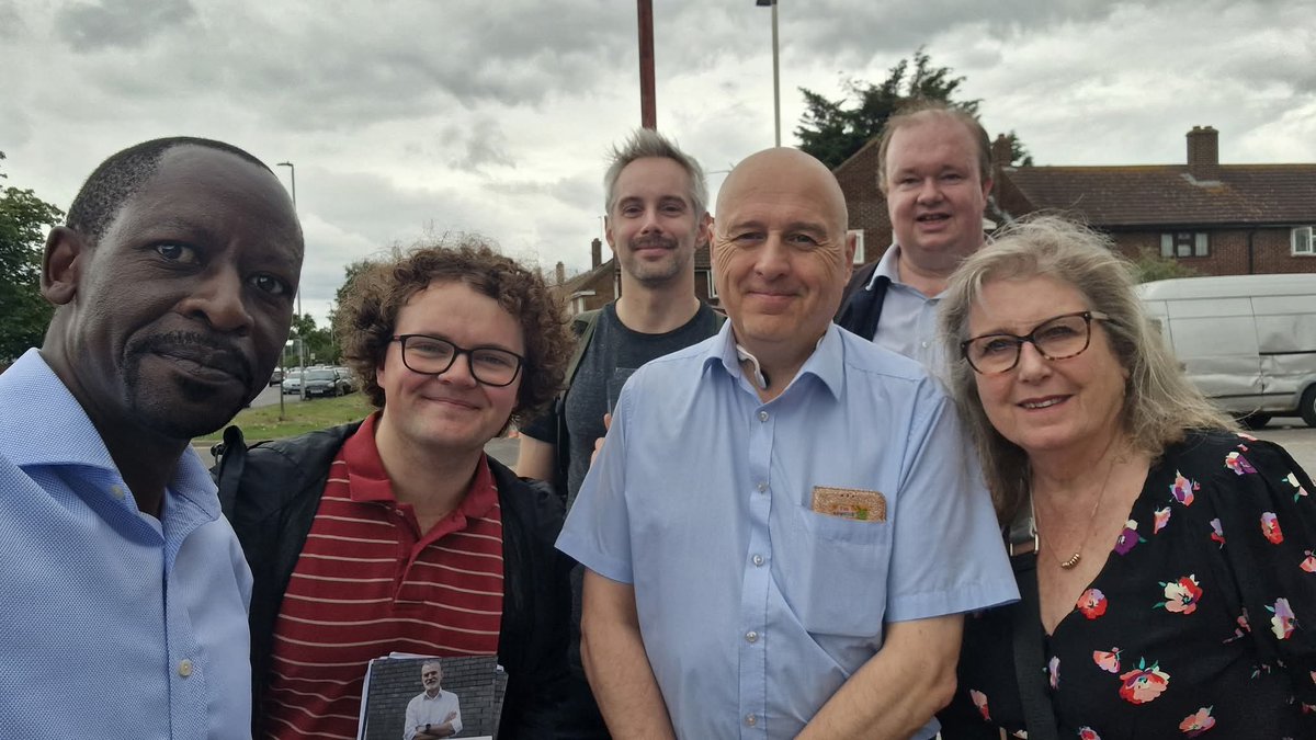 SEMITEGO's tweet image. Excellent day campaigning @AndrewBoff in the Thames View Ward by-election in Barking. @Councillorsuzie @KeithPrinceAM @timrollpickerin, Dr. Roma, Tariq, Elliott, &amp;amp; Dominic. Positive response on the doorstep! On 31/07/2025, polls open will be open from 7am - 10pm @Conservatives