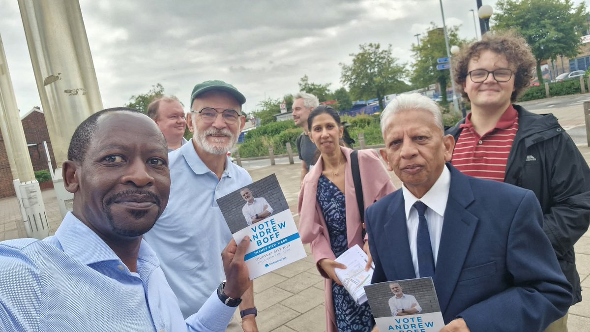 SEMITEGO's tweet image. Excellent day campaigning @AndrewBoff in the Thames View Ward by-election in Barking. @Councillorsuzie @KeithPrinceAM @timrollpickerin, Dr. Roma, Tariq, Elliott, &amp;amp; Dominic. Positive response on the doorstep! On 31/07/2025, polls open will be open from 7am - 10pm @Conservatives