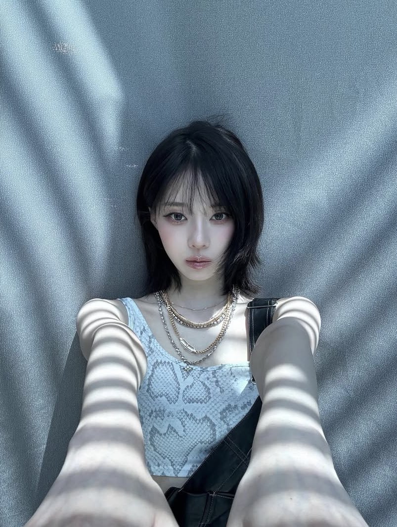theH2HGLOBAL's tweet image. aespa’s Winter sunbaenim liked Hearts2Hearts’ ‘Gee’ cover on Instagram Reels!
#Hearts2Hearts #하츠투하츠 #H2H @Hearts2Hearts