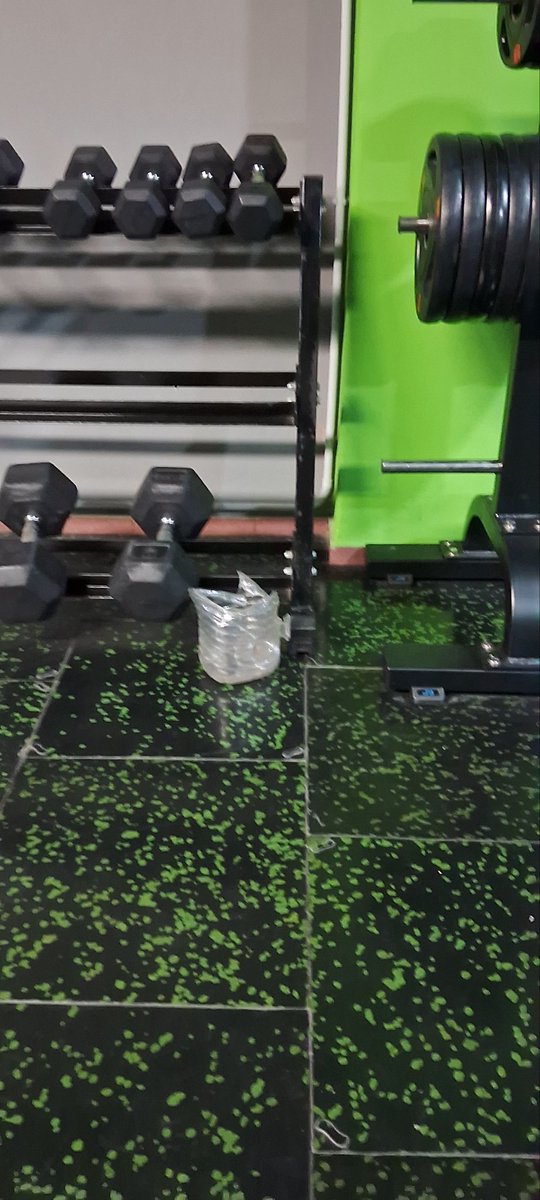 Hay algo que reconozco que me ha pasado.
Tener la obra lista me.da unas ganas de hacerla, pensarla, por eso también siento que tengo mucho del montage diseñado.