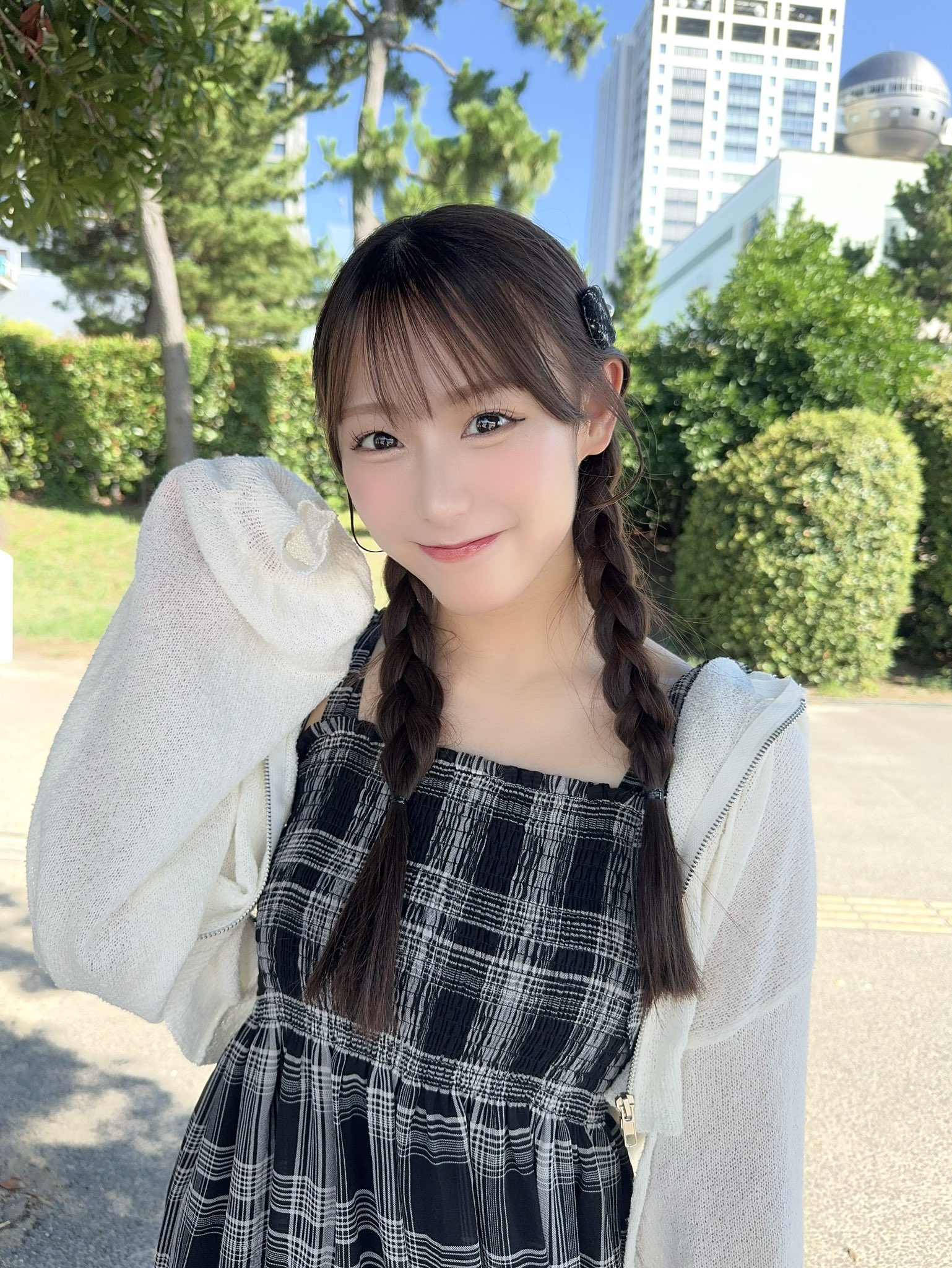 玲奈1322② Zamszowe kozaki z zaokrągloną cholewką RENESSIE