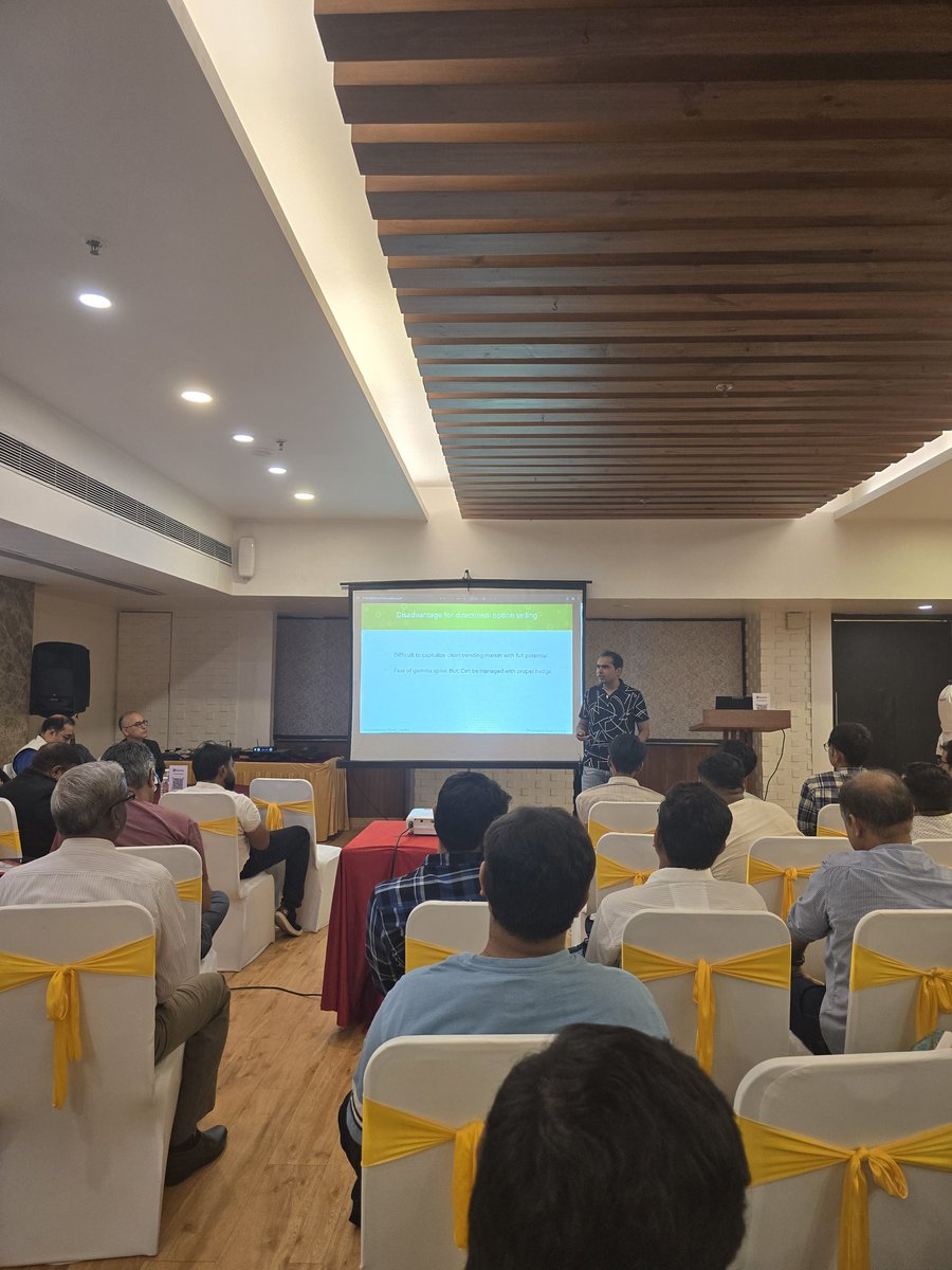 Ronak_Unadkat's tweet image. Super energetic trading event organized by 5 Paisa at Ahmedabad.
After a long time, I interacted with traders from Ahmedabad. It was always nice to connect with fellow traders.👍