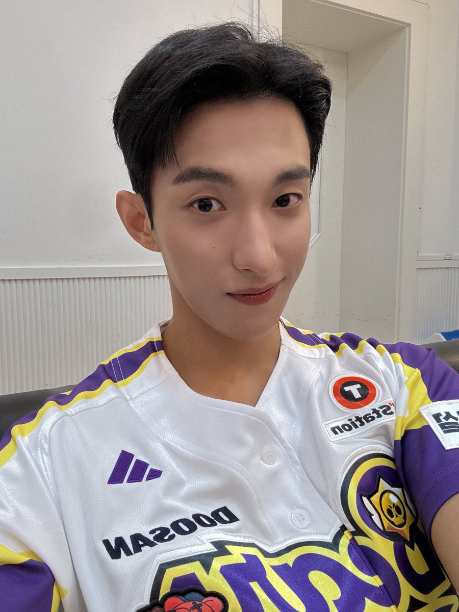 kyeomunyoung's tweet image. “my boyfriend is an athlete”