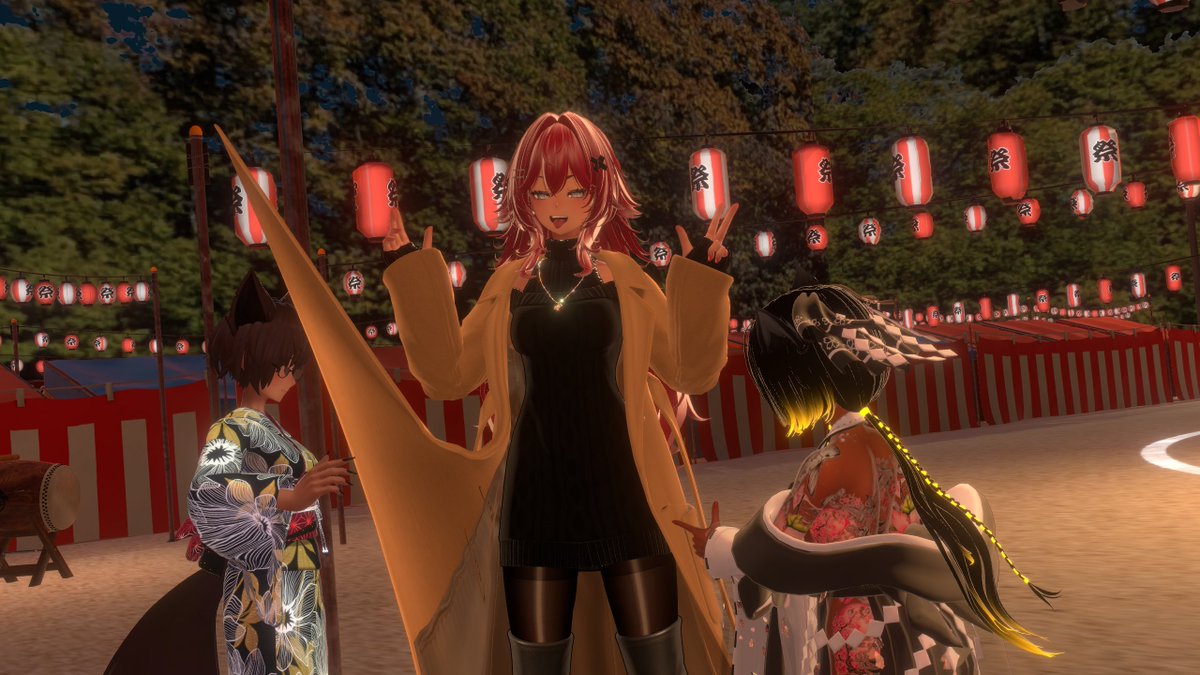 CONNECT_1112's tweet image. #VRC_CONNECT
①めくられてます。
②めちゃくちゃ夏って恰好
③和ｘスカジャンも良い
④仲良くおはなし