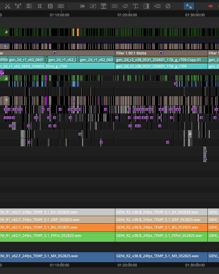 thevideoseed's tweet image. a timeline de superman (2025), editado por william hoy e craig alpert