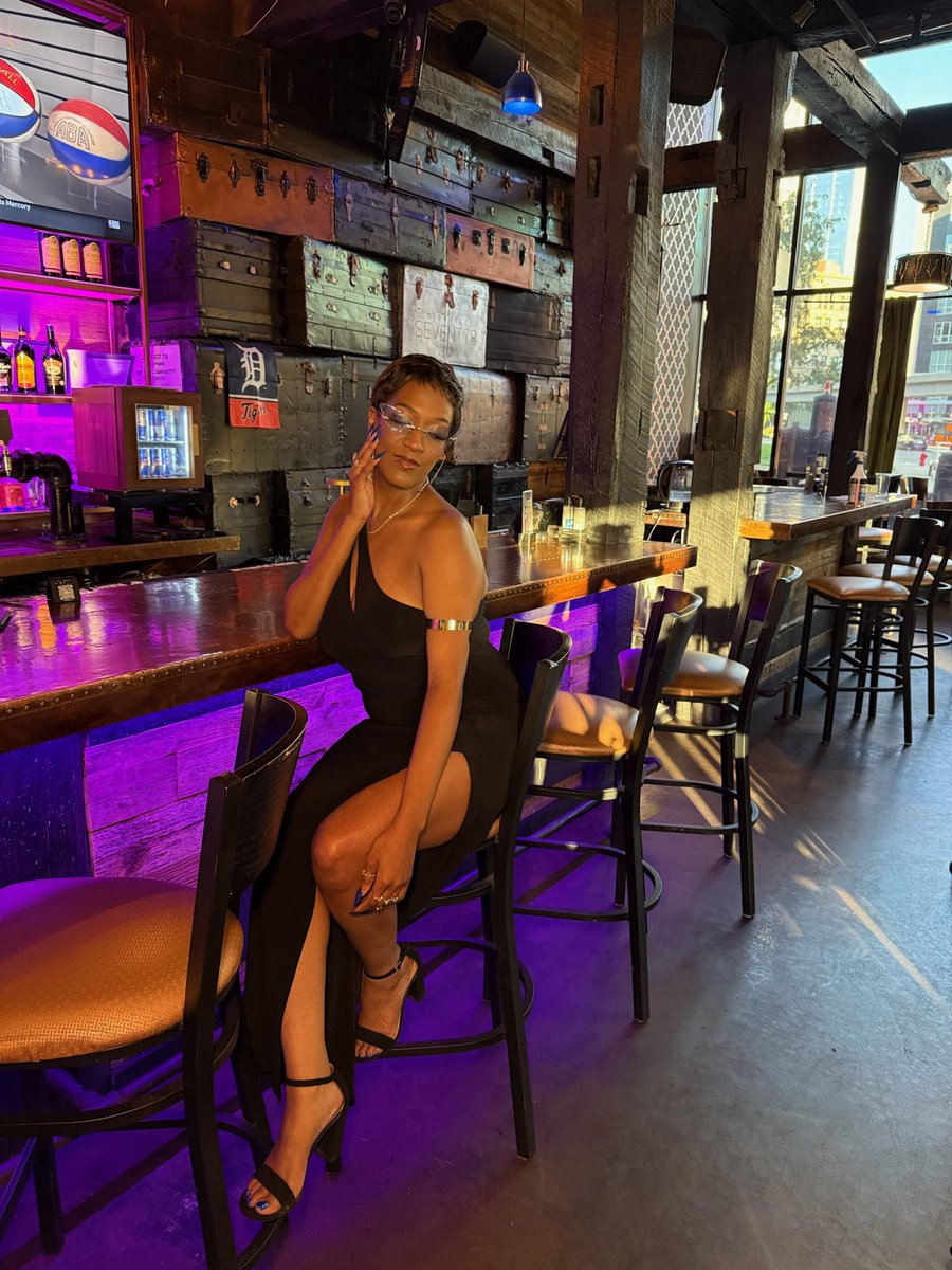 non_hooper's tweet image. New media update cause I was fine af ✨🥰
