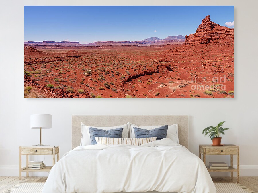 TMomPhotography's tweet image. A panorama landscape with a cool looking rock formation on the right and some little valleys in the middle of the Utah wilderness desert on a beautiful afternoon
@FineArtAmerica 5-jennifer-white.pixels.com/featured/glen-…
@pictoremdecor pictorem.com/2417695/glen-c…
#photography #fineart #wallart