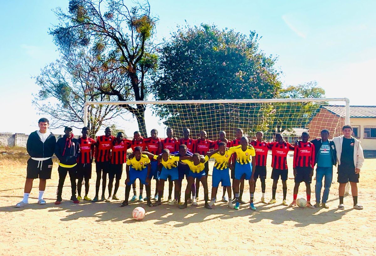 The U15 Zambian team, Pamodzi Boys Academy, were thrilled to receive their new kit and couldn’t wait to wear it. A big thank you to the Poulton U16 Blacks from the players, coaches, and manager. Clearly inspired, the boys went on to win 5-3! 👍⚽️

#PoultonFC🔴⚫️ | #UTP | #FY6ers