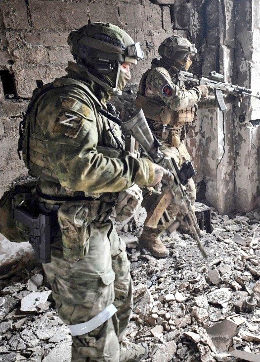 Infrarot_Medien's tweet image. Russische Truppen sind jetzt in das Zentrum der strategisch wichtigen Stadt Pokrowsk in der Ukraine eingedrungen, die über wichtige Eisenbahnknotenpunkte und eine der größten Kohleminen der Region verfügt.
Pokrowsk hieß ursprünglich Grischino und wurde 1875 vom russischen…
