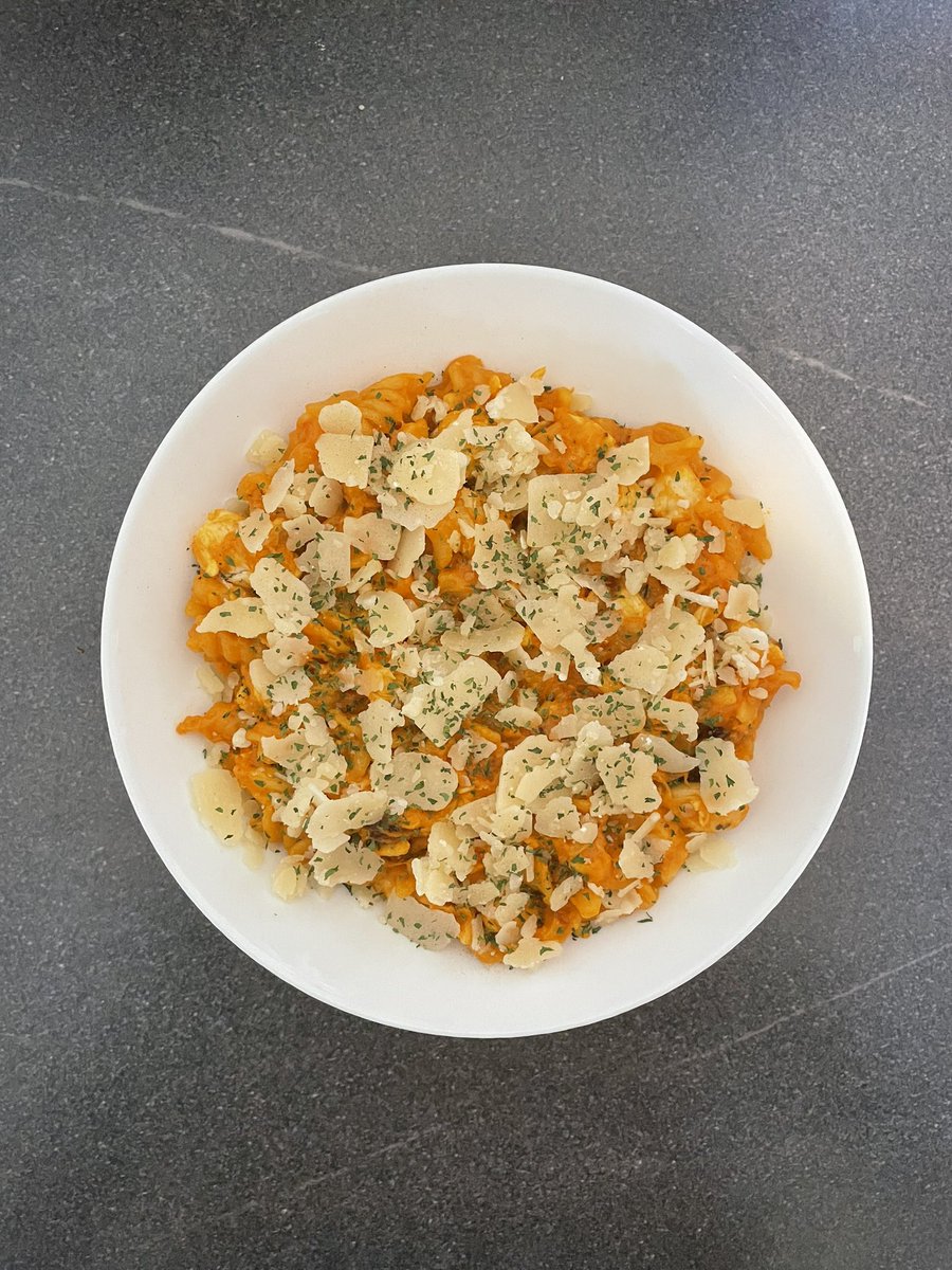 lance_santii's tweet image. performative cooking (body is coffee but the dish was tea)