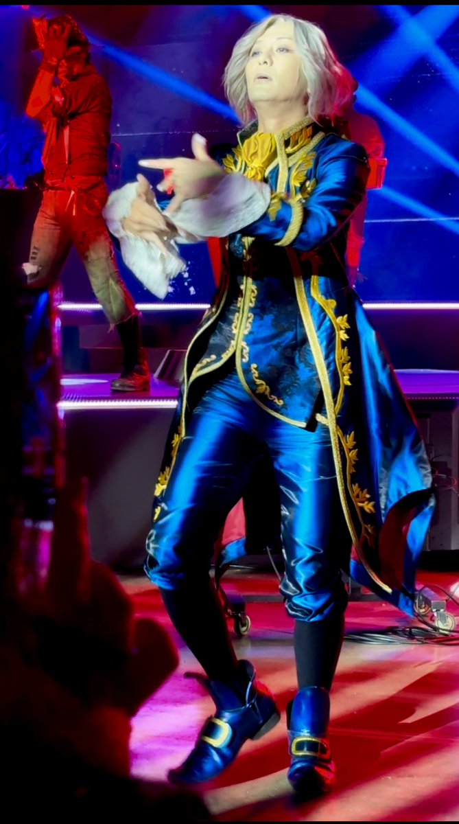 pirates_iden5's tweet image. ジョゼフめっちゃ近い時あってマジでいい写真
ジョゼフ推しに届けーーーー
エドガーもこれくらい近くていいのよ
#第五人格DigDigSeven #第五人格7周年 #第五舞台